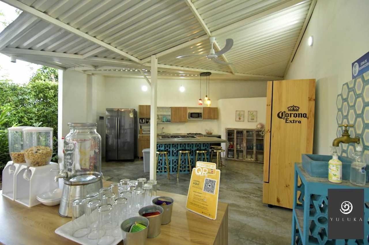 Yuluka Hostel Apulo Eksteriør bilde
