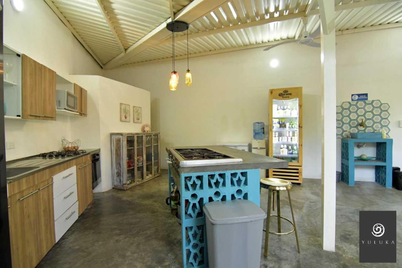 Yuluka Hostel Apulo Eksteriør bilde