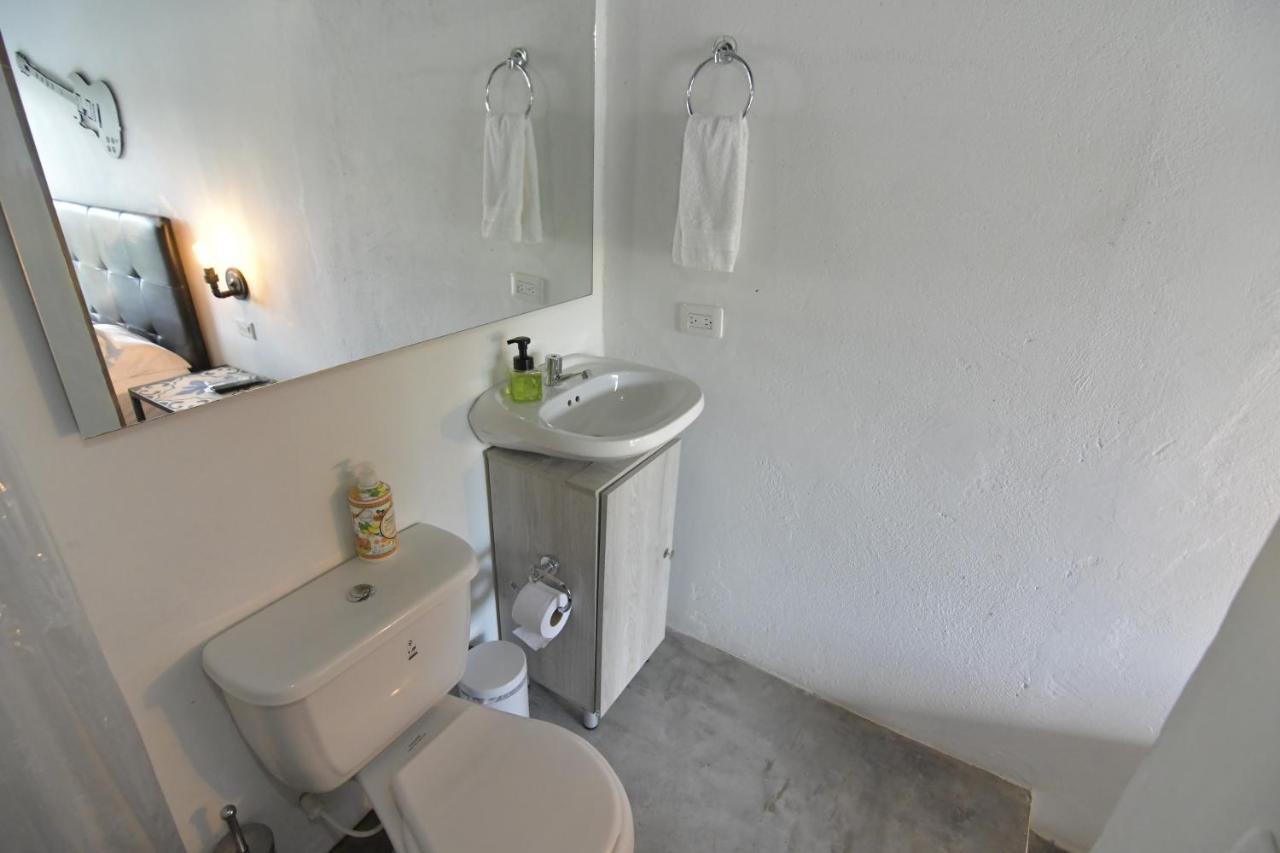 Yuluka Hostel Apulo Eksteriør bilde