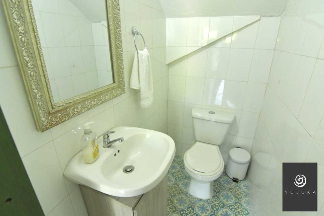 Yuluka Hostel Apulo Eksteriør bilde